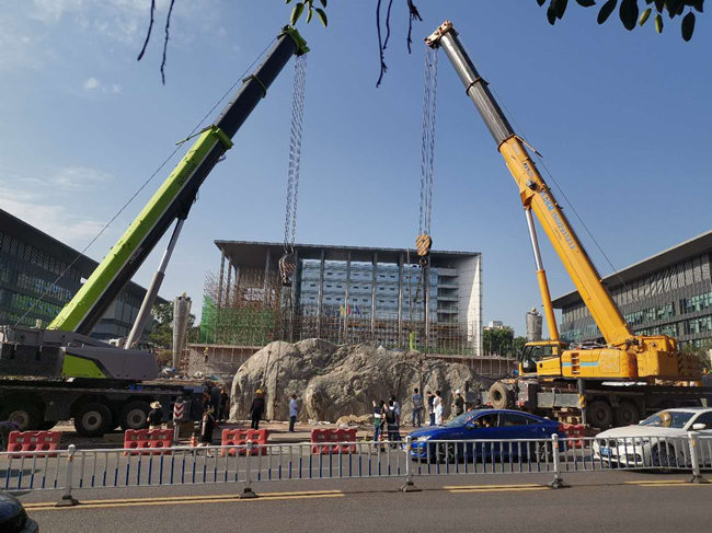 丹阳风景石吊装搬运